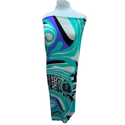 Scampolo in raso di pura seta MADE IN ITALY fantasia astratta mannequin 1