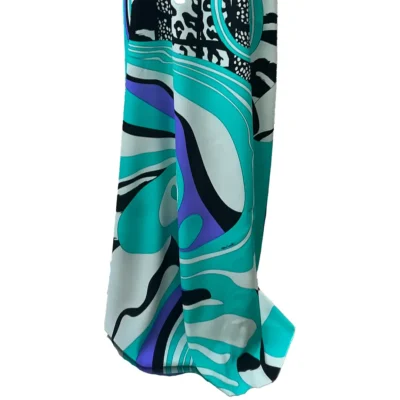 Scampolo in raso di pura seta MADE IN ITALY fantasia astratta mannequin 2