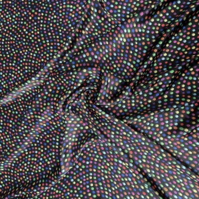 Tessuto in raso di seta alta moda Made in Italy con cerchi multicolor su sfondo nero 3