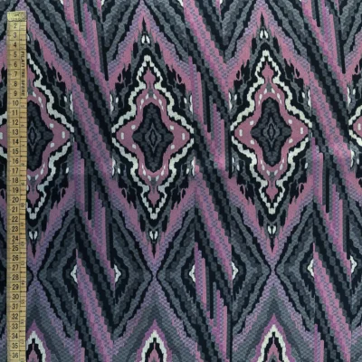 Tessuto in raso di seta alta moda Made in Italy fantasia geometrica a rombi 2