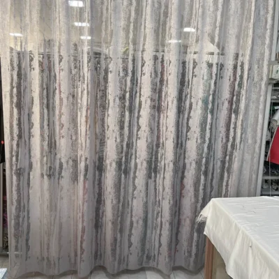 Tessuto per tende in devor&egrave; astratto firmato capricci 1