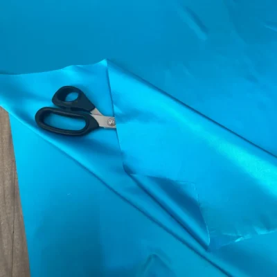 Tessuto in raso brillante per carnevale - 42 Varianti colore - Alt.150 cm