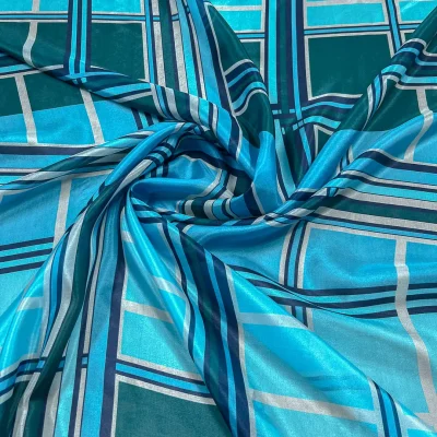 Tessuto pura seta stile burberry al metro voile taffet&agrave; leggero (3)