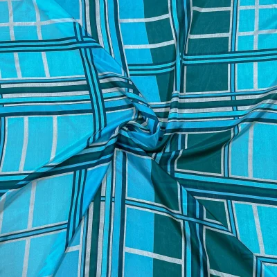 Tessuto pura seta stile burberry al metro voile taffet&agrave; leggero (7)