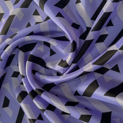 Raso di seta d'Alta Moda MADE in ITALY fantasia geometrica 4