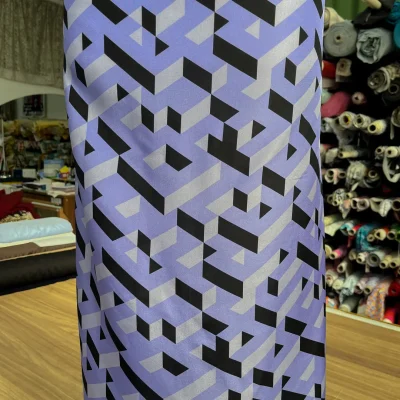 Raso di seta d'Alta Moda MADE in ITALY fantasia geometrica 9