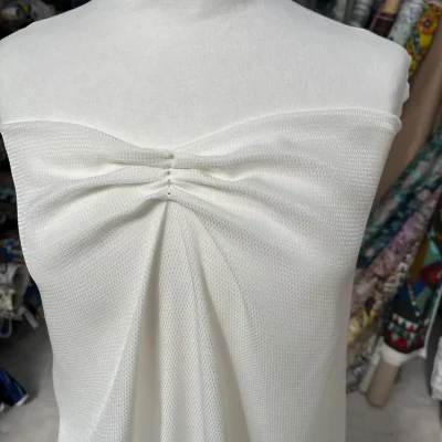 Raso di seta tinta unita bianco naturale 5