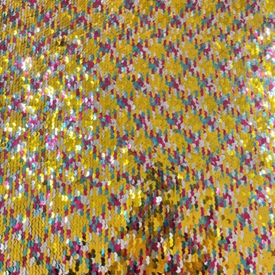 Tessuto d'abbigliamento d'Alta Moda con paillettes multicolor 4