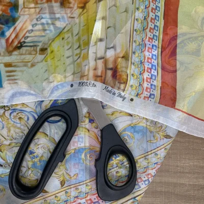 Voile di seta fantasia rustica con palazzi 6