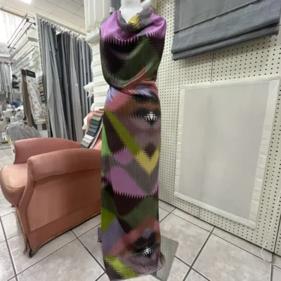 Raso di pura Seta Made in Italy con fantasia astratta 5