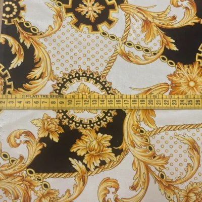 Scampolo di raso di pura seta firmato fantasia floreale e geometrica 3