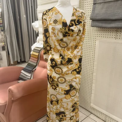 Scampolo di raso di pura seta firmato fantasia floreale e geometrica 6