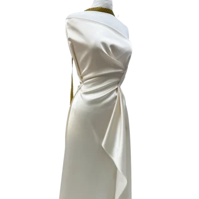 Raso di seta avorio adesivato