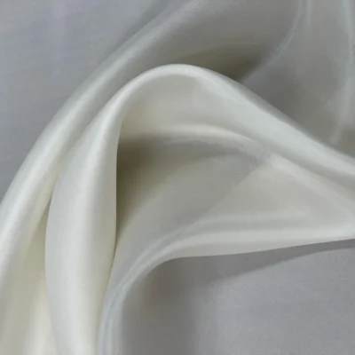 Organza di pura seta Made in Italy color bianco naturale (4)