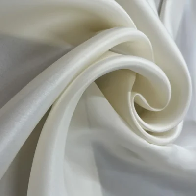 Organza di pura seta Made in Italy color bianco naturale (5)