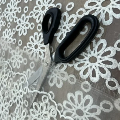 Pizzo Ricamato base Organza con motivo floreale color avorio (8)