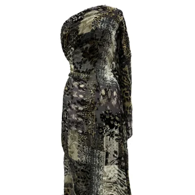 Scampolo di devor&egrave; leopardato animalier patchwork in velluto di seta- 150&times;132 cm