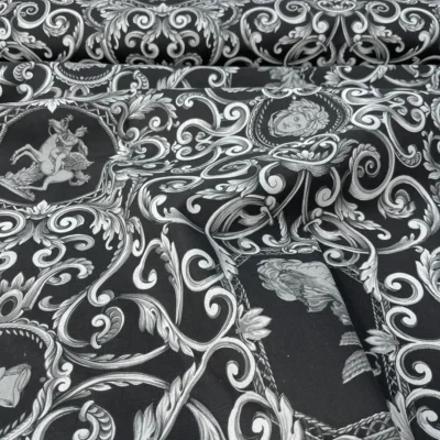 tessuto in puro cotone con stampa ghirigori e figure mitologiche ( (7)