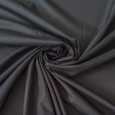 Tendaggio ignifugo oscurante 100% "Blackout" - nero/bianco - Alt. 280 cm