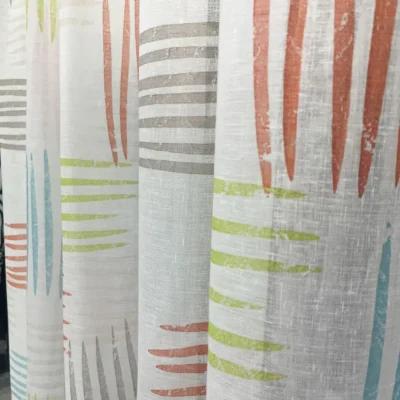 Tendaggio firmato Via Roma 60 con fantasia pennellate artistiche (4)