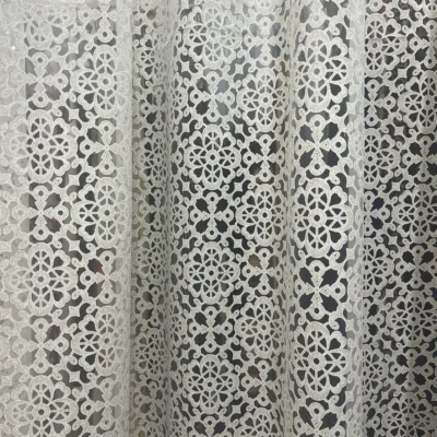 Tenda in pizzo avorio tono su tono (6)