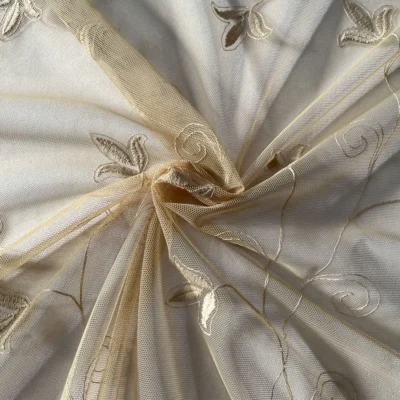 tende dorate tulle ricamato floreale 3