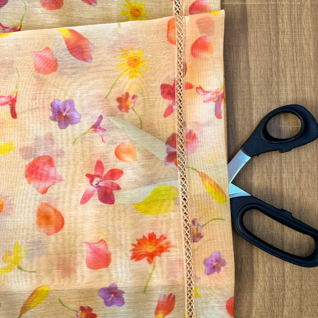 Tenda a Vetro Floreale con Petali Multicolore (1)