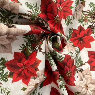 Tovagliato natalizio con stelle di Natale rosse e avorio (6)