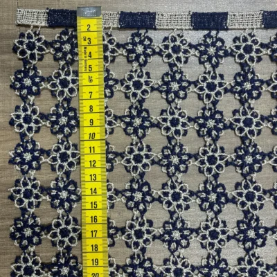 Macramé a rete floreale blu navy con bordo rifinito (5)