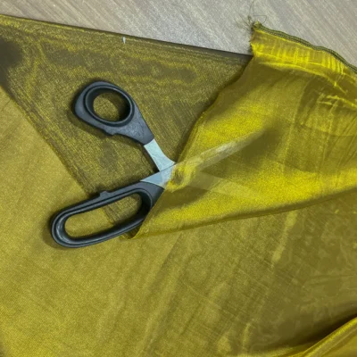 Voile moderno italiano cangiante oro (1)