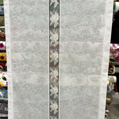 Tendina effetto lino bianco con fascia centrale ricamata rose &ndash; Largh.90 cm