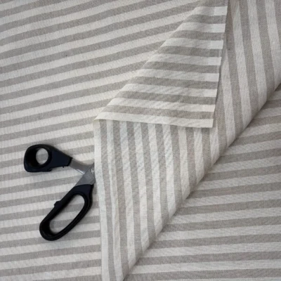 Tessuto tovaglia rigato panna e tortora - ALT. 280 cm