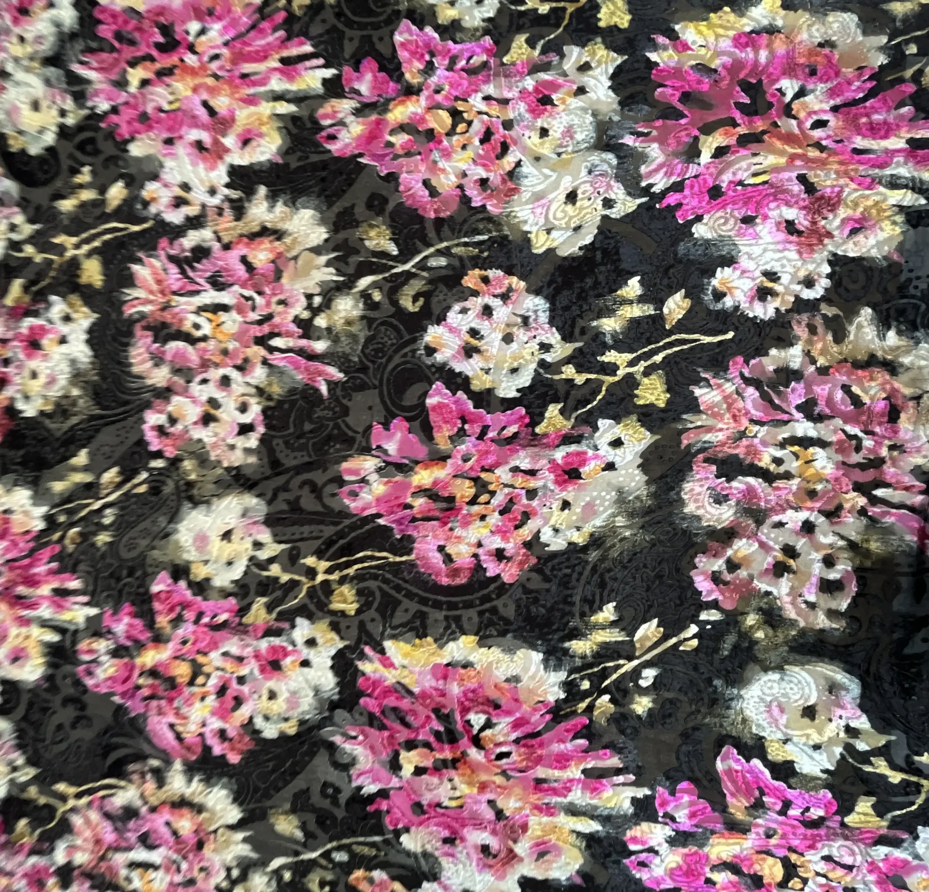 Tessuto di Seta devoré su base georgette (tipo chiffon), fantasia floreale - Alt.145 cm - immagine 6