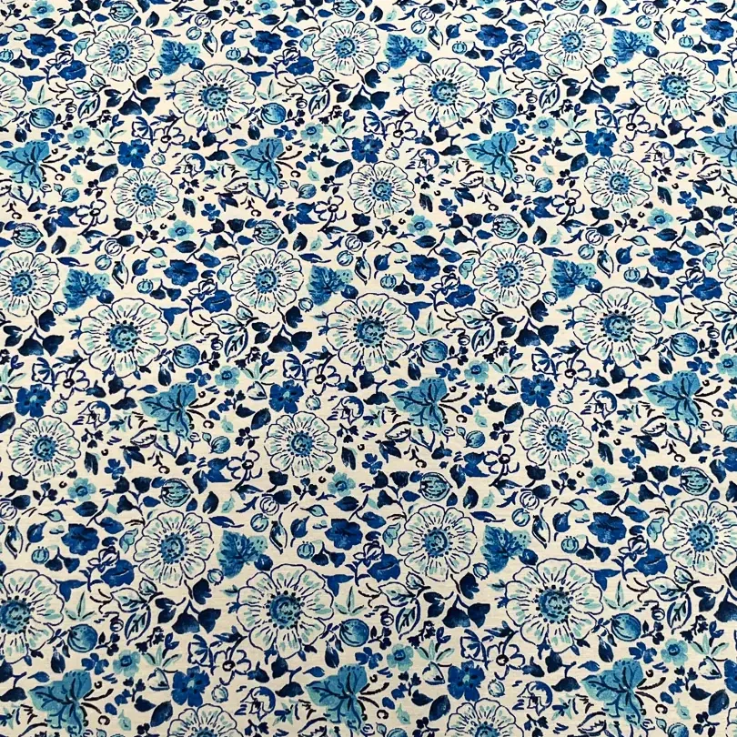 Tessuto tovagliato resinato misto cotone – Fiori blu su fondo écru