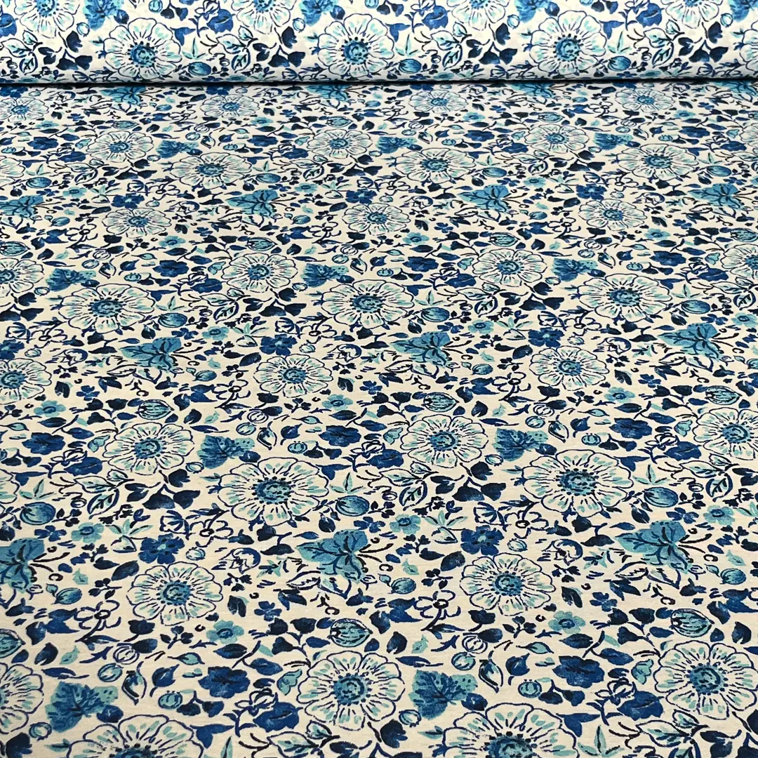 Tessuto tovagliato resinato misto cotone – Fiori blu su fondo écru - immagine 4