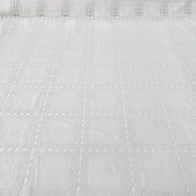 Tovaglia plastificata bianco ottico quadratoni