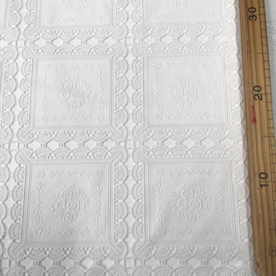 Tovagliato quadretti grandi bianco ottico (2)