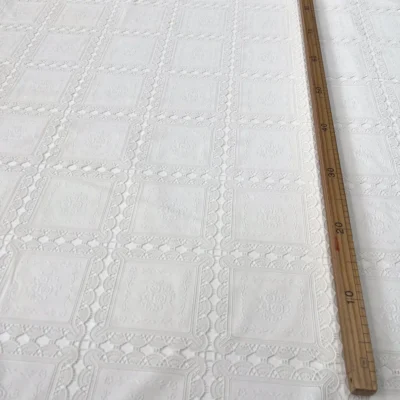 Tovagliato quadretti grandi bianco ottico (3)